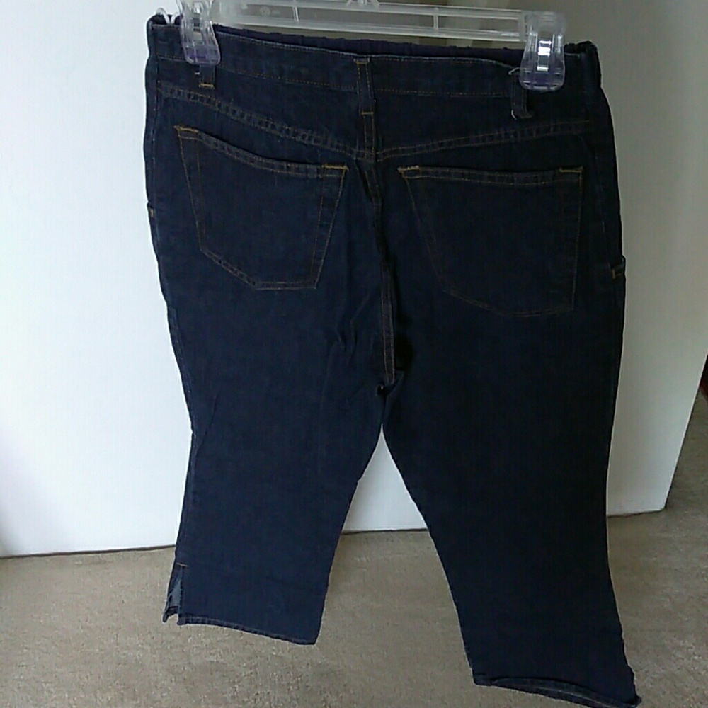 Maternity jeans - Picture 2 of 3